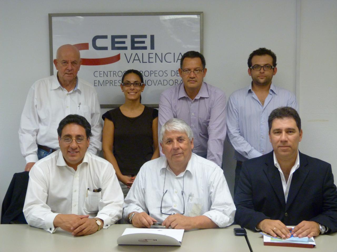 visita empresarios colombianos adra
