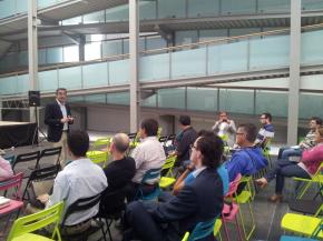 Jornada �LA LEY DEL EMPRENDEDOR� 001