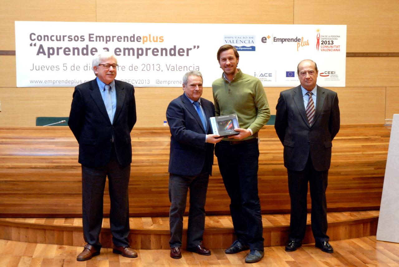 Entrega de premios Concurso Cuentalo y Comparte DPECV2013