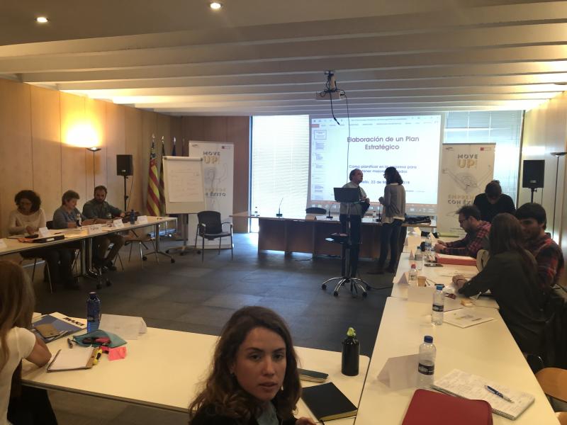 Segunda fase MOVE UP! Emprende con �xito 2019 (13)[;;;][;;;]