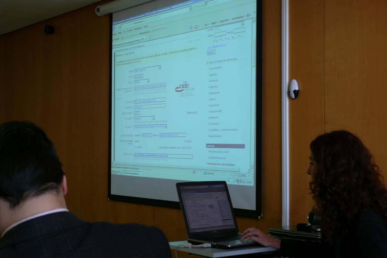 Desayuno de innovaci�n CEEI Castell�n 10/03/2011, Paloma Delgado t�cnico CEEI Castell�n