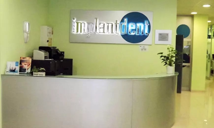Cl�nica Dental Implantdent Figueres